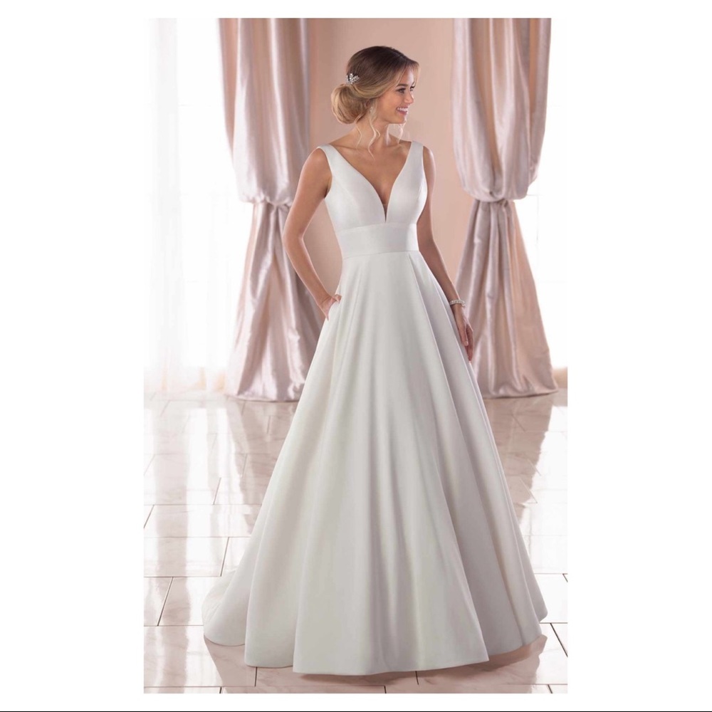 🆕 STELLA YORK 6758 Wedding Gown